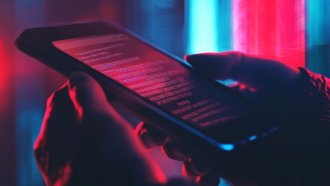 চীনা অ্যাপ নিয়ে ব্যবহারকারীদের সতর্ক করেছে এফবিআই